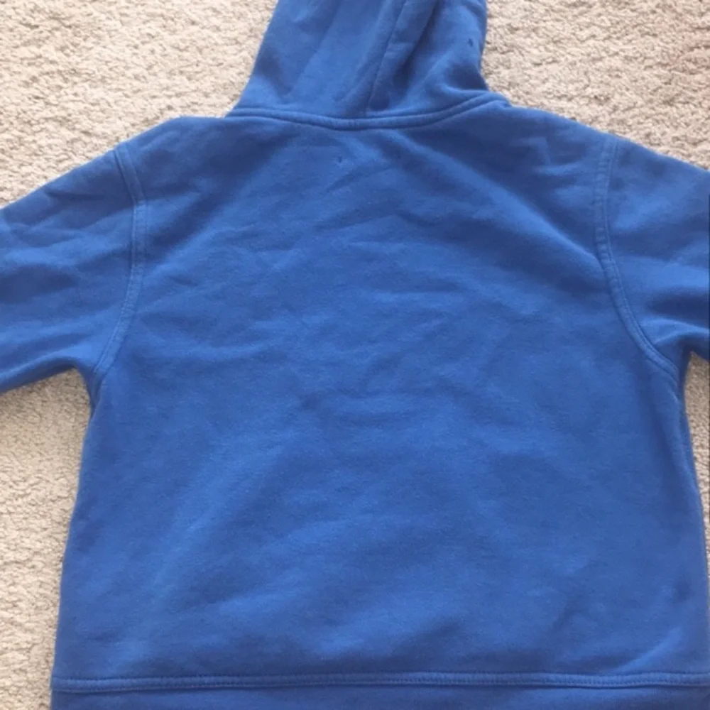 Gap boy’s blue pullover hoodie size XS